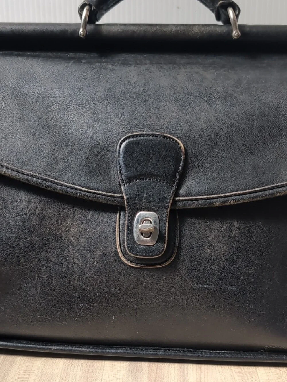 Coach Black Leather Men's Briefcase with Shoulder Strap